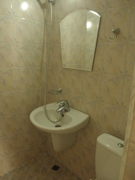 Hotel Atlantic Sliven Quarto foto